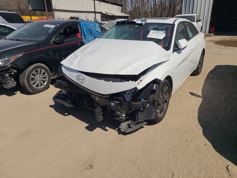 Hyundai Elantra Limited 2025