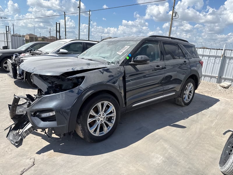 FORD EXPLORER XLT 2024