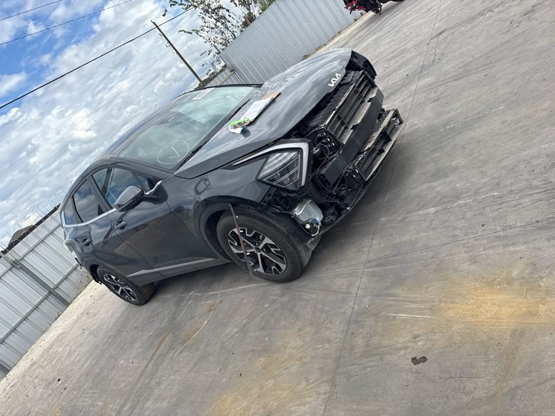KIA SPORTAGE EX 2025