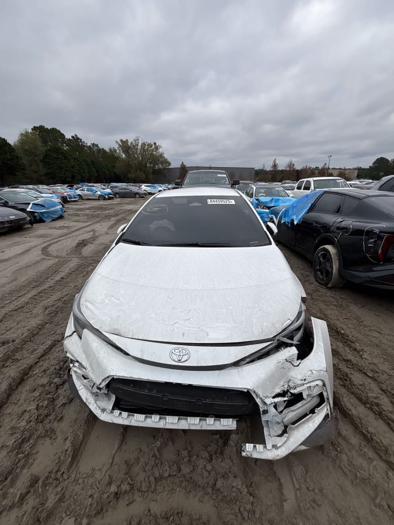 TOYOTA Corolla SE 2024