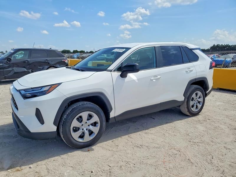2025 Toyota RAV4, LE