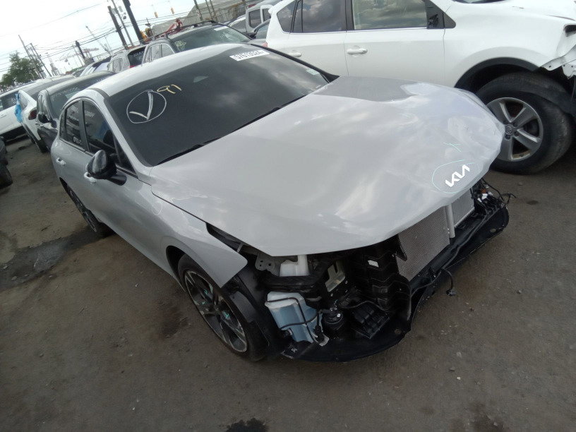 57613524