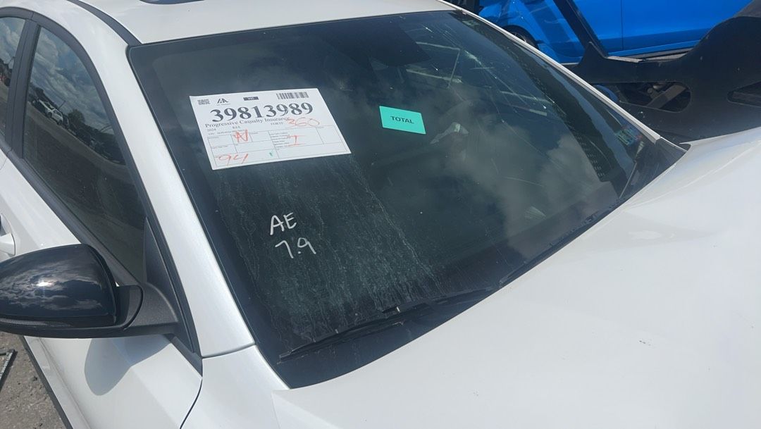 39813989