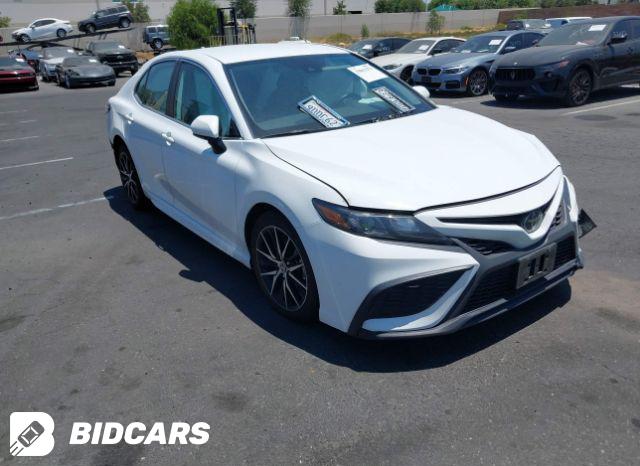 2023 Toyota Camry, SE
