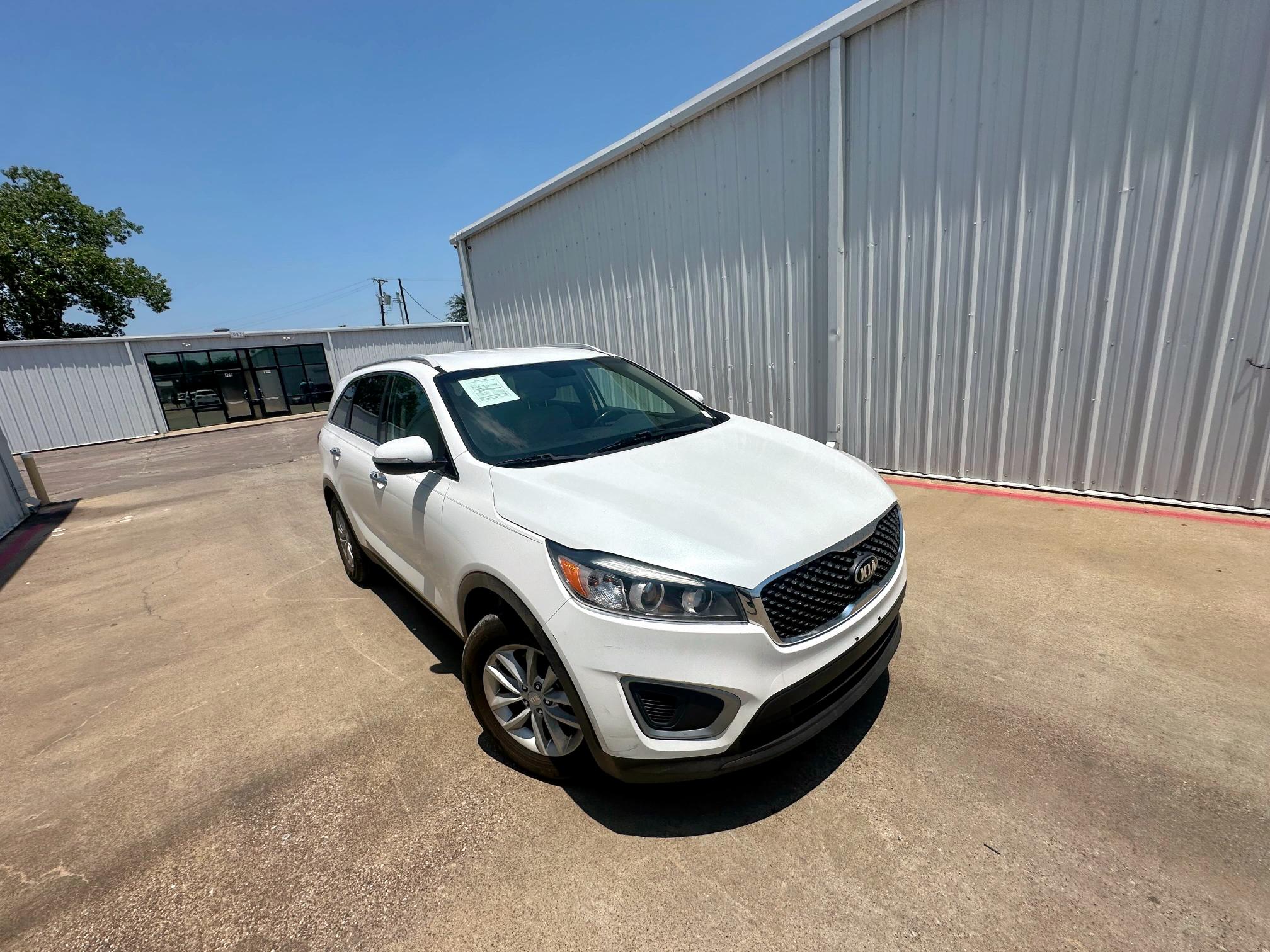 2016 KIA SORENTO LX