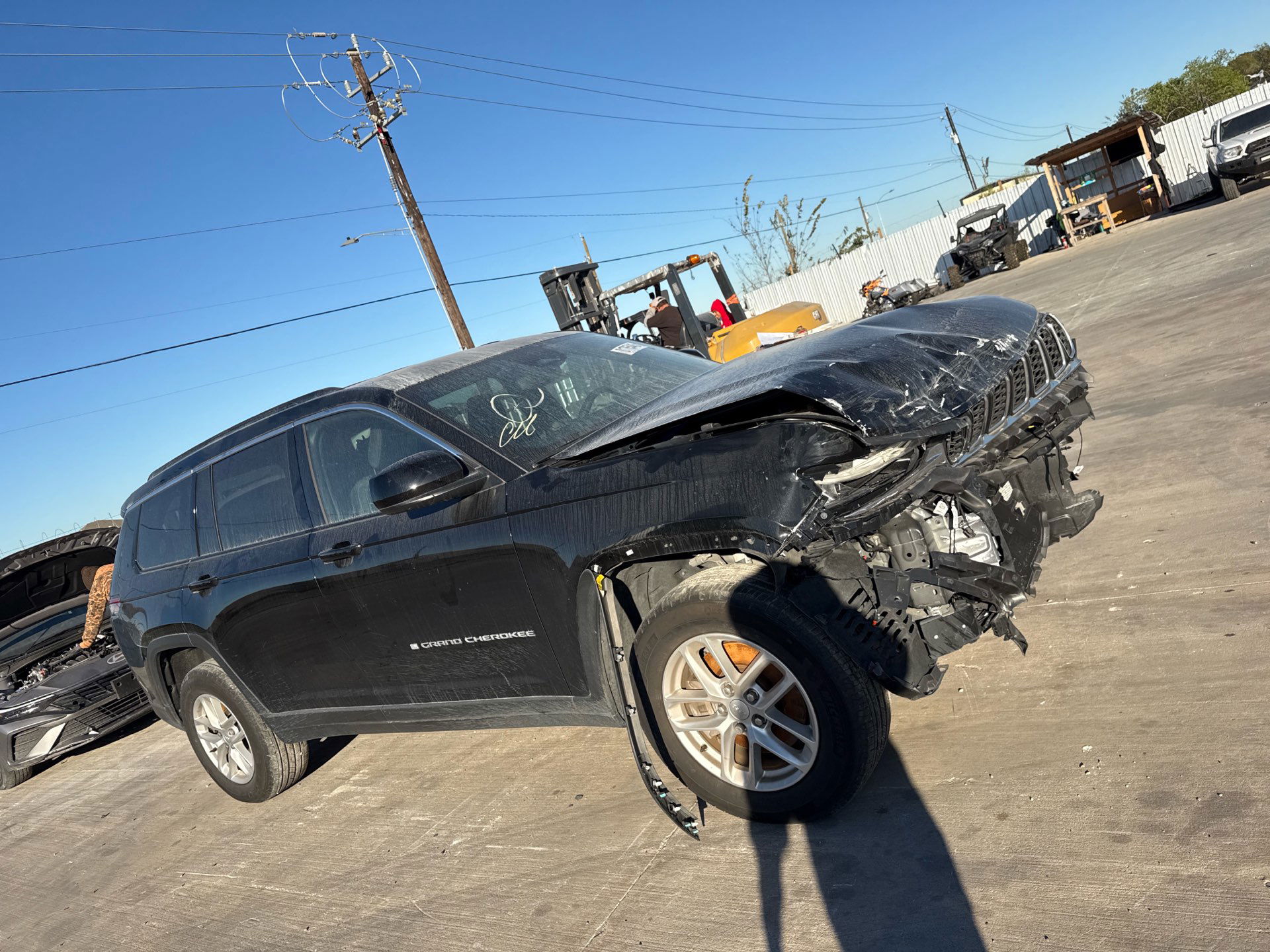 JEEP GRAND CHEROKEE L LAREDO 2024