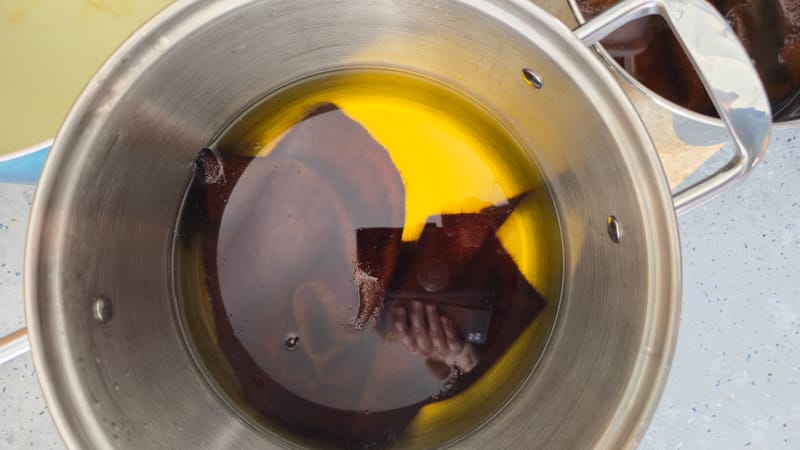 When to Wash out the Wool After Dyeing