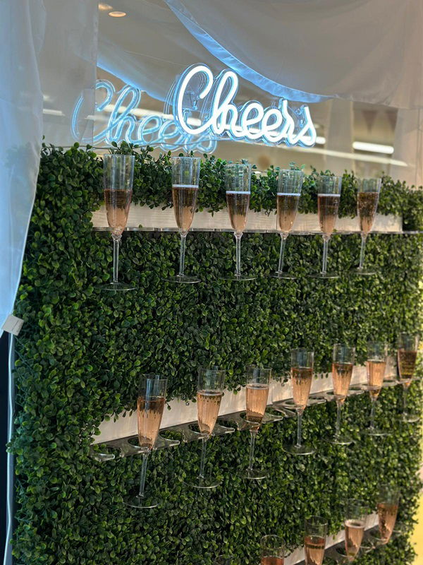 Raumdekoration und vieles mehr