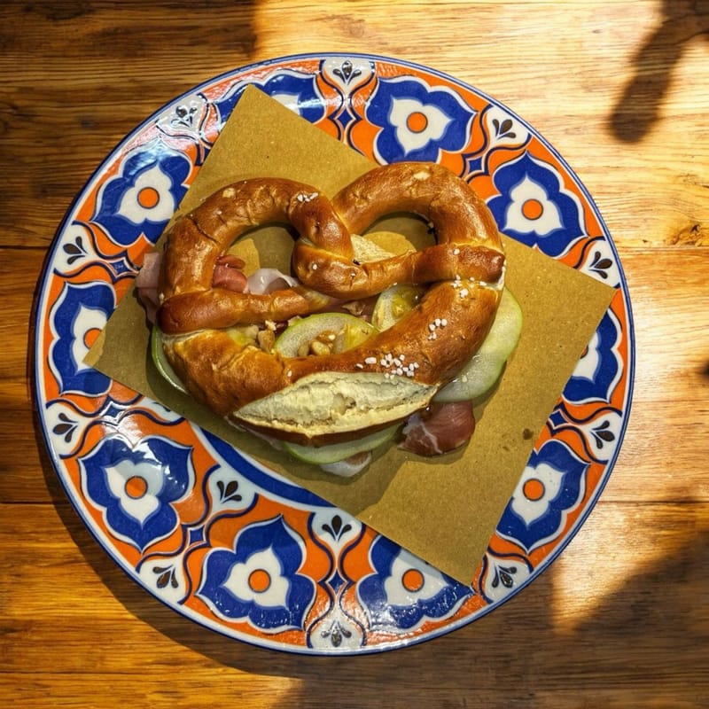 BRETZEL FARCITO