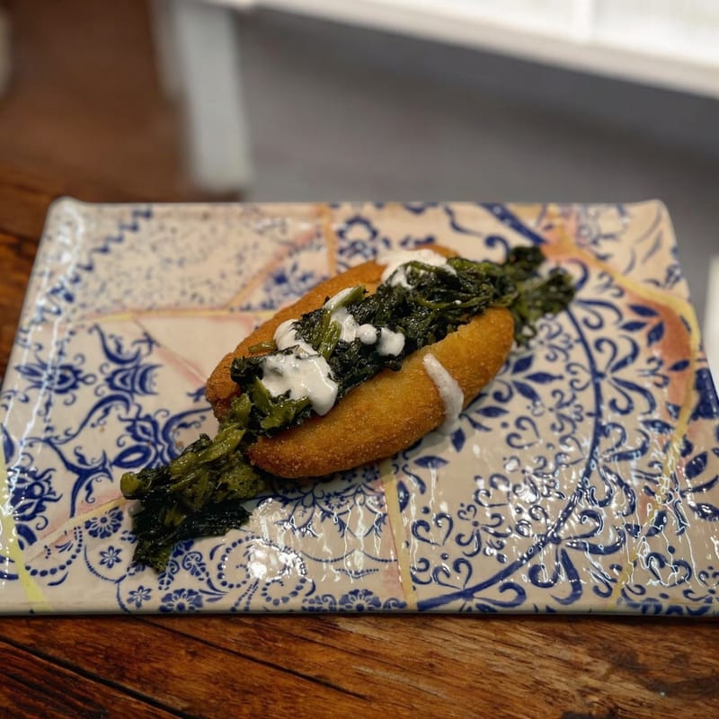 CROCCHÈ FRIARIELLI E PROVOLA