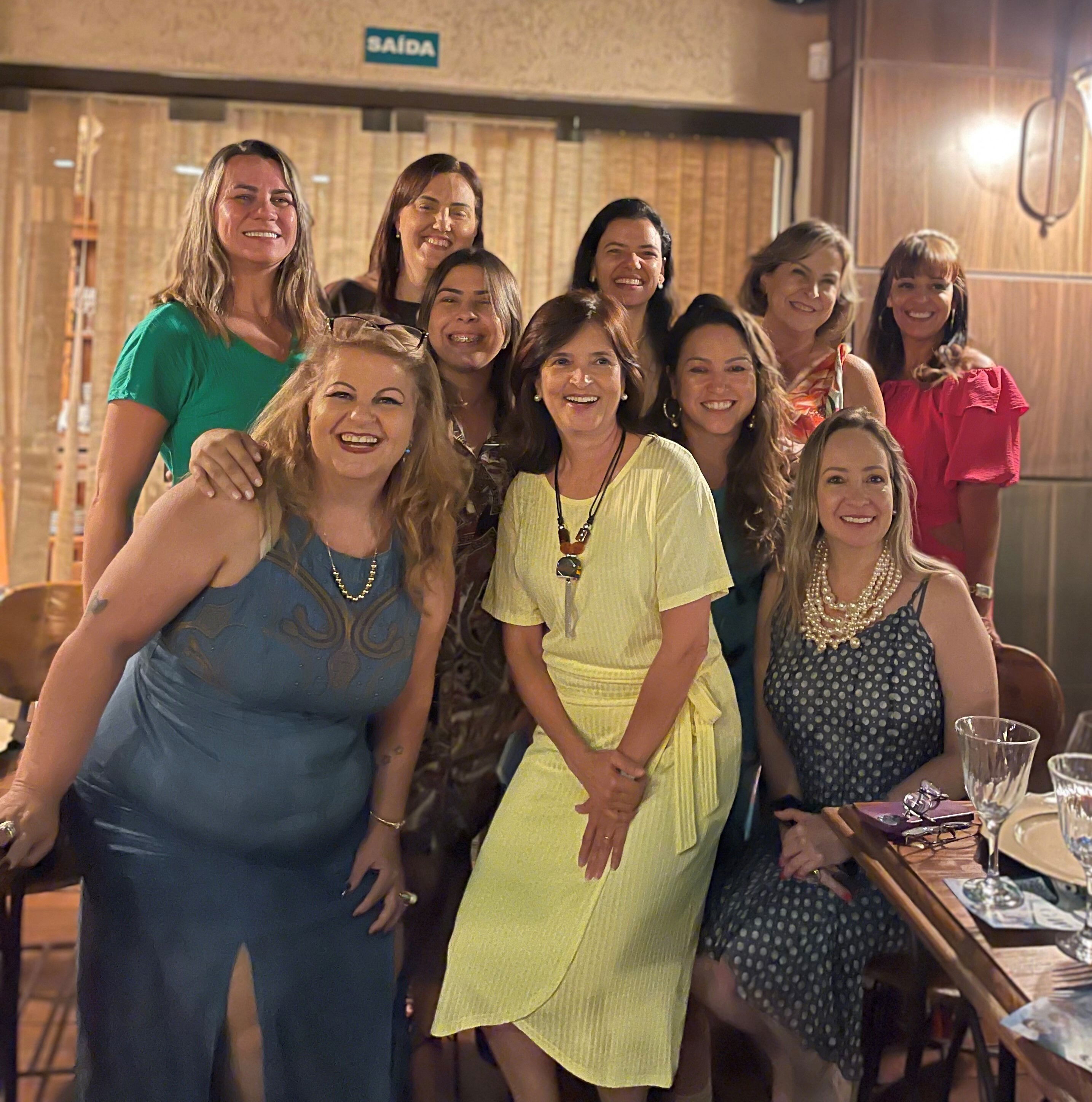 Empreendedoras Mule no encontro de terça-feira (22): Eliana Dias, Edna Fernandes, Érika Gotelip, Thabita Bernardes, Santuza Carvalho, Fabiolla Barros, Maria Nascimento, Adriana Barcelos, Elaine Duarte e Solange Carvalho.