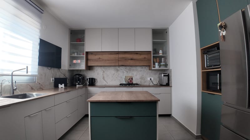 מטבח מודרני בהתאמה אישית