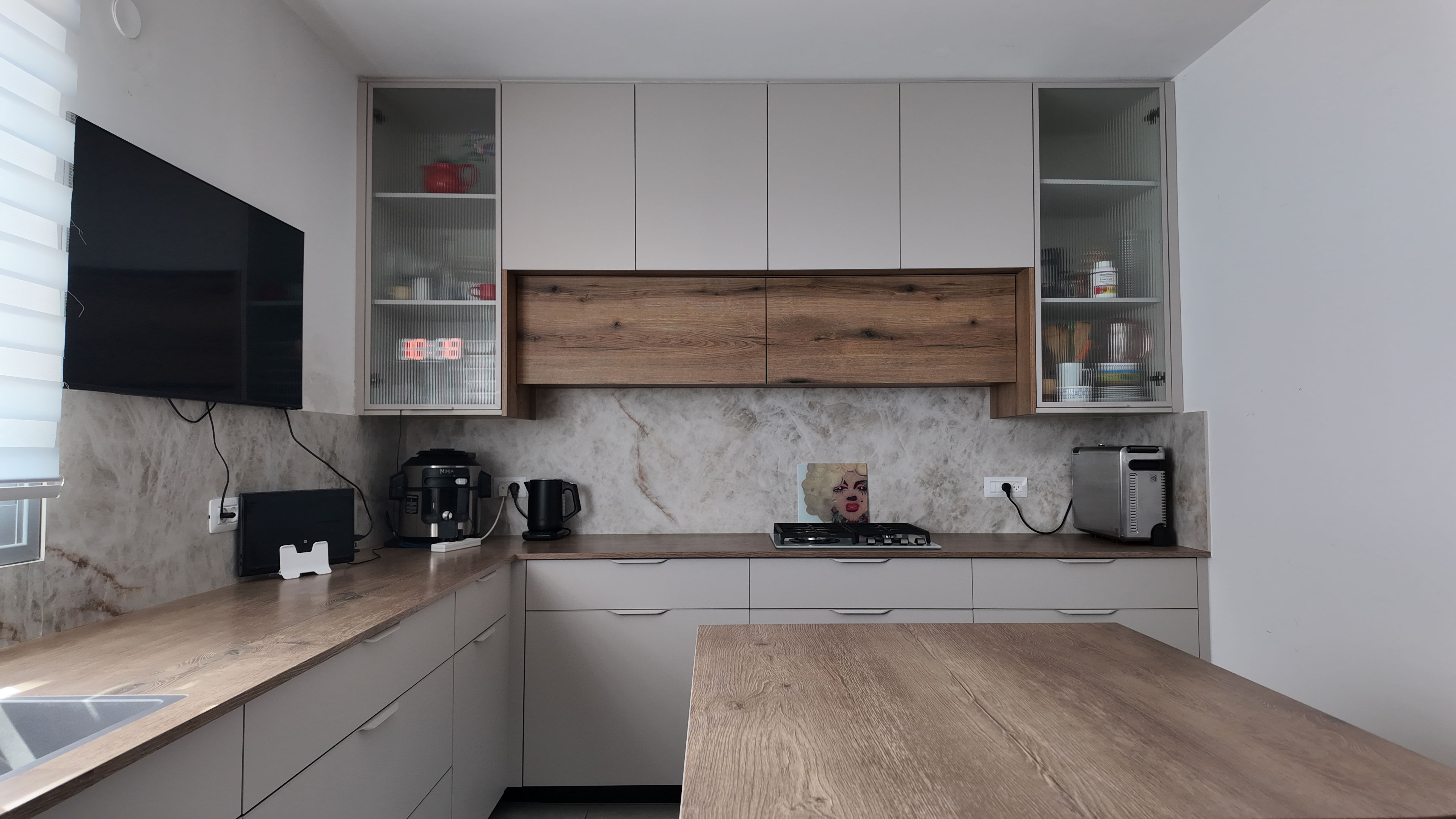 Custom made modern kitchen