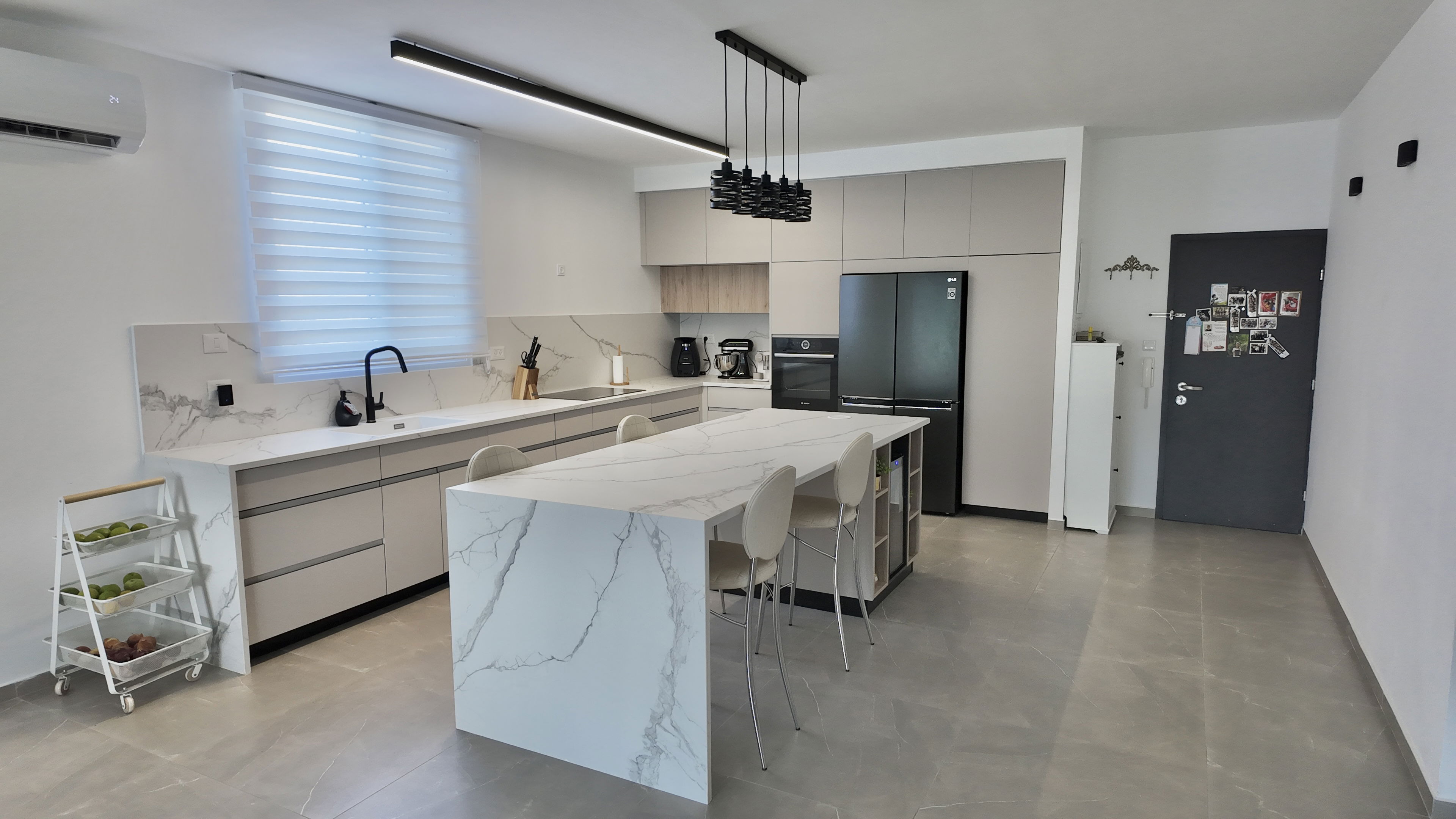 Custom made modern kitchen