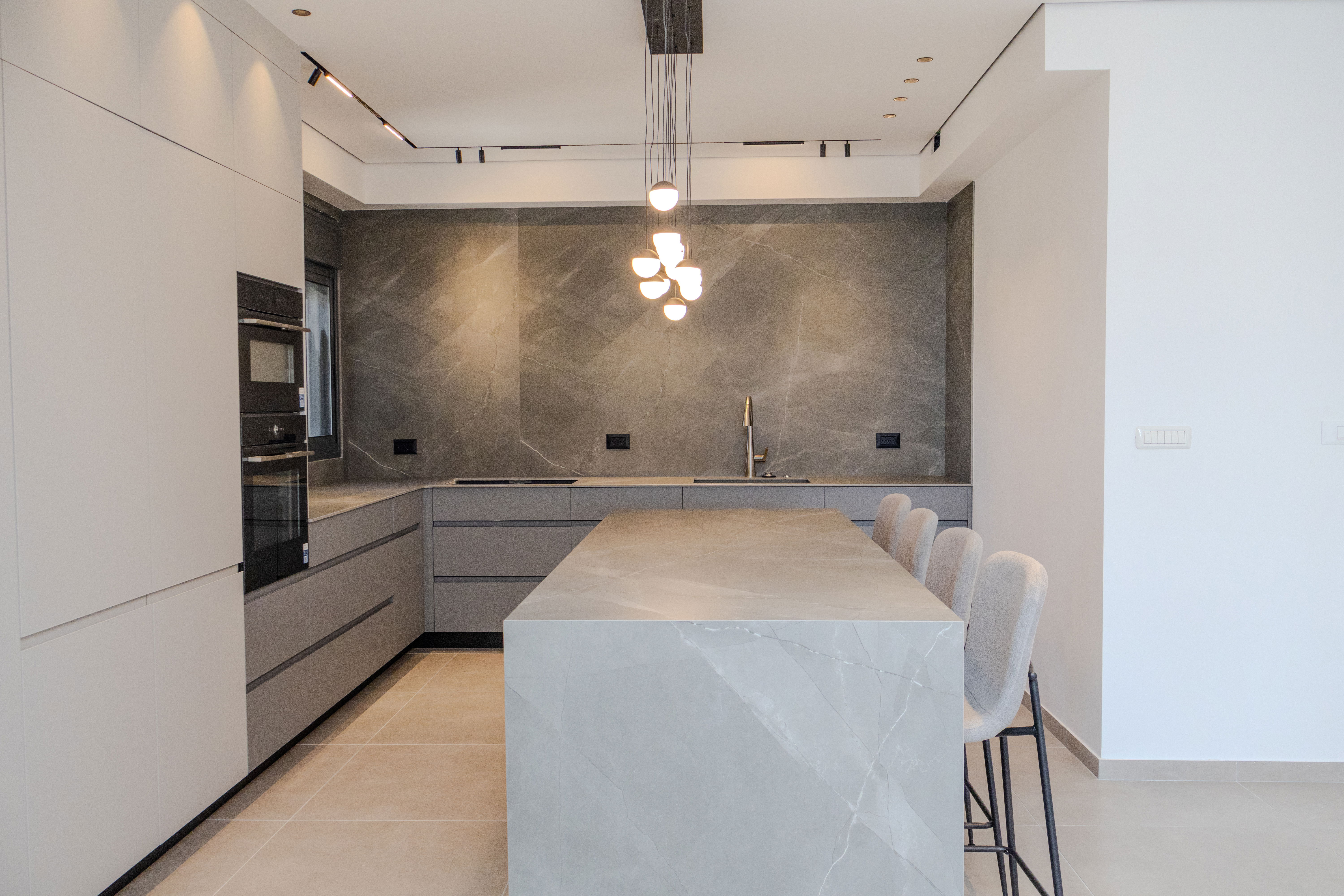 Custom-made, modern, "high-tech" kitchen