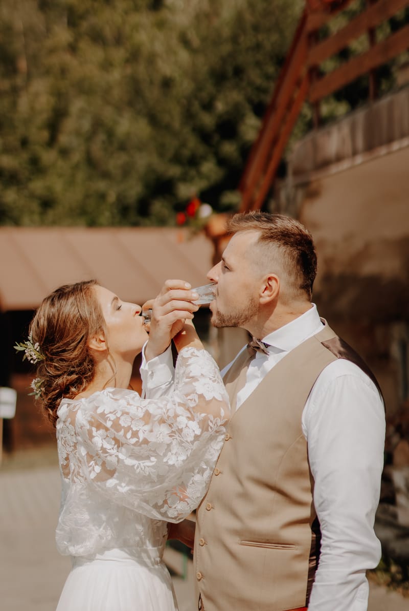 Ž I V O T N Í  U D Á L O S T