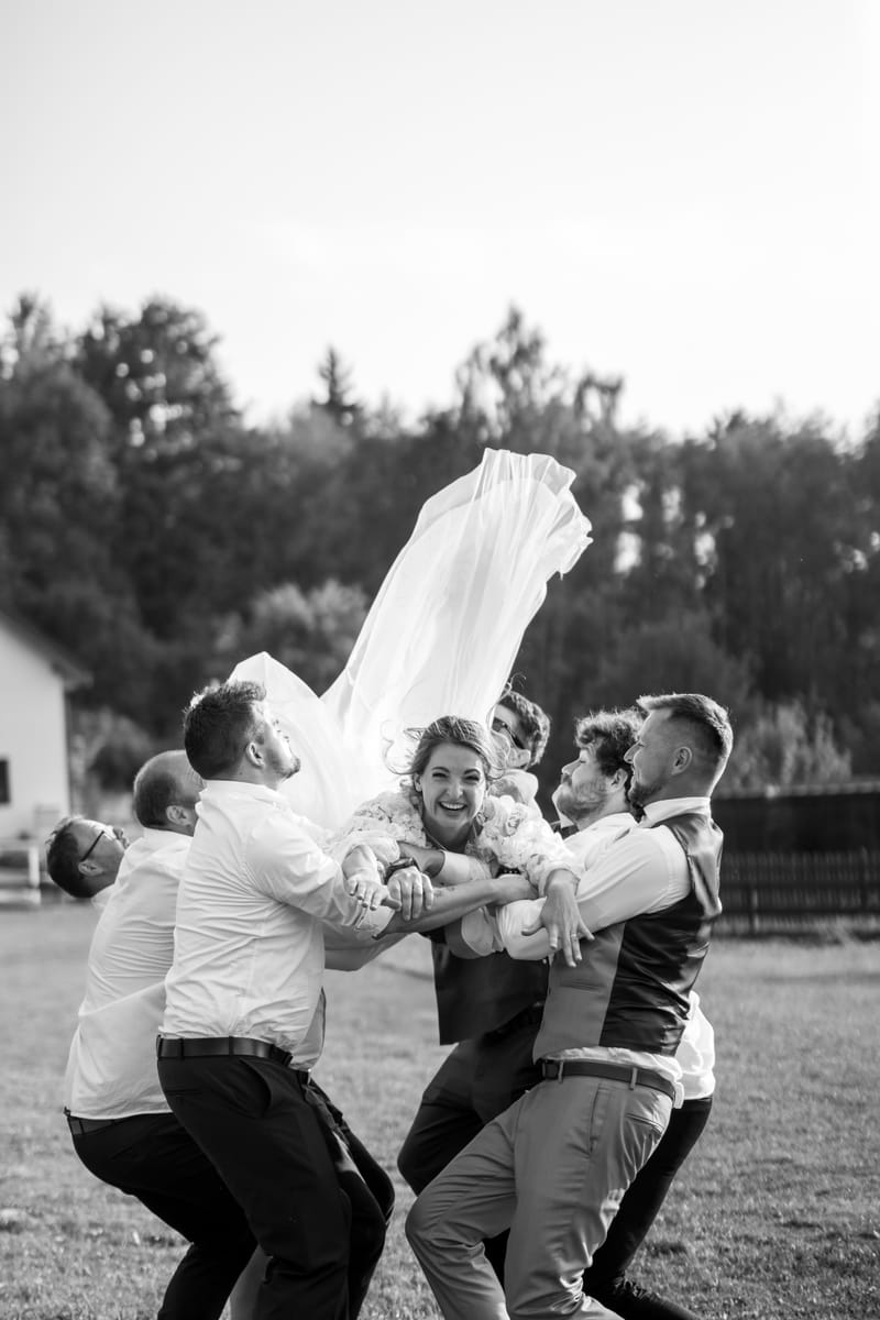 Ž I V O T N Í  U D Á L O S T