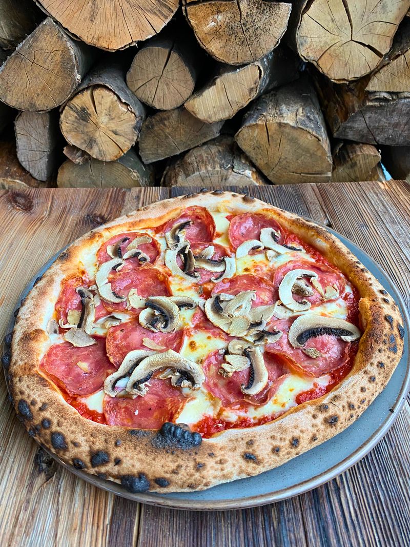 Pizza Salami