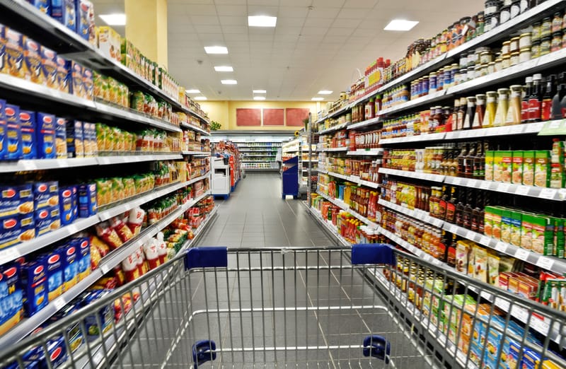 14 Supermarkets That Give Seniors a Discount