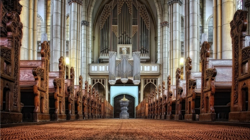 FESTLICHE MESSE