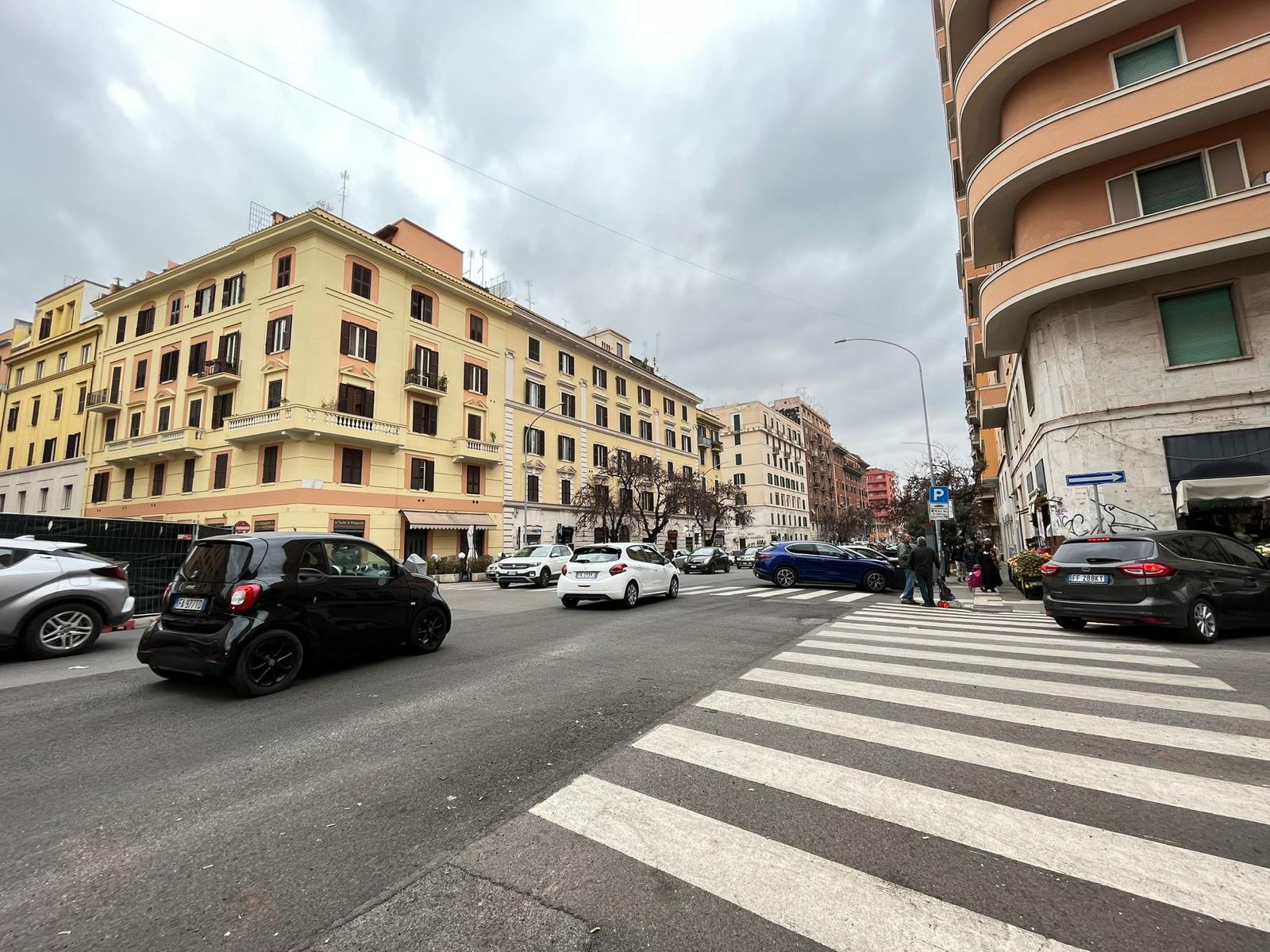 RE DI ROMA - Via Tuscolana - INVESTIMENTO 8,2%