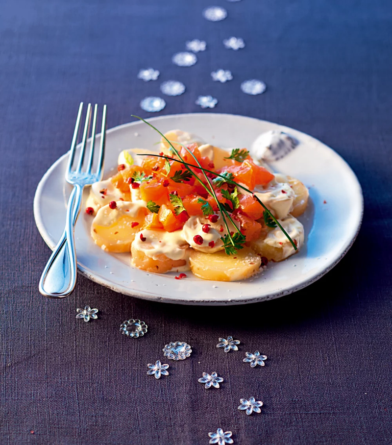 Salade de pommes de terre et saumon fumé,