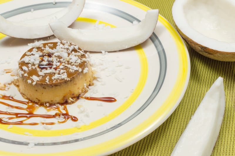 Flan coco et coulis aux fruits exotiques