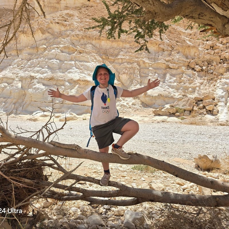 Праздник Песах в Иудейской пустыни -от  Неве Зоар до нахаль Ром - 10 км средний.