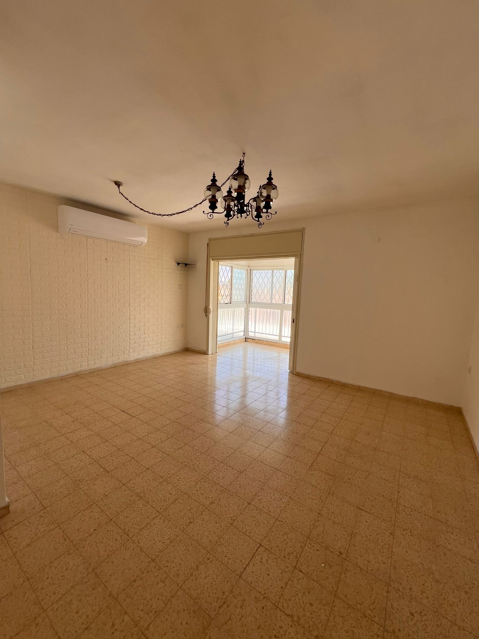 A dream apartment in E Bikor neighborhood in Safed - a perfect investment opportunity