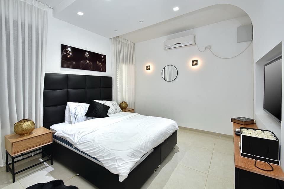 A rare opportunity to purchase a unique villa with a view of the Sea of Galilee!