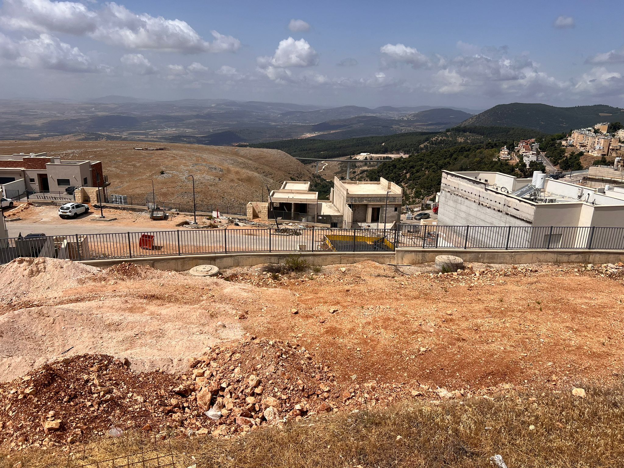 Plot for building a single house - Mitzpe HaYamim neighborhood