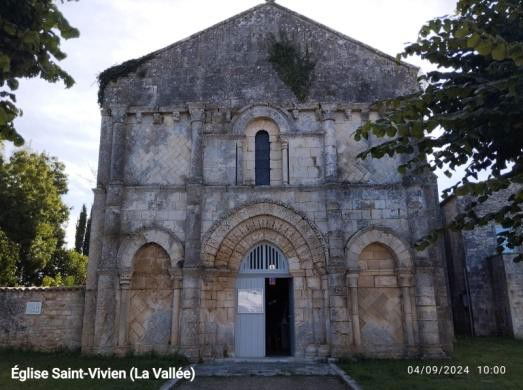 Iglesia de Saint-Vivien (La Vallée)