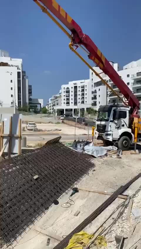 09/2024- שלב יציקת רצפת הקרקע 