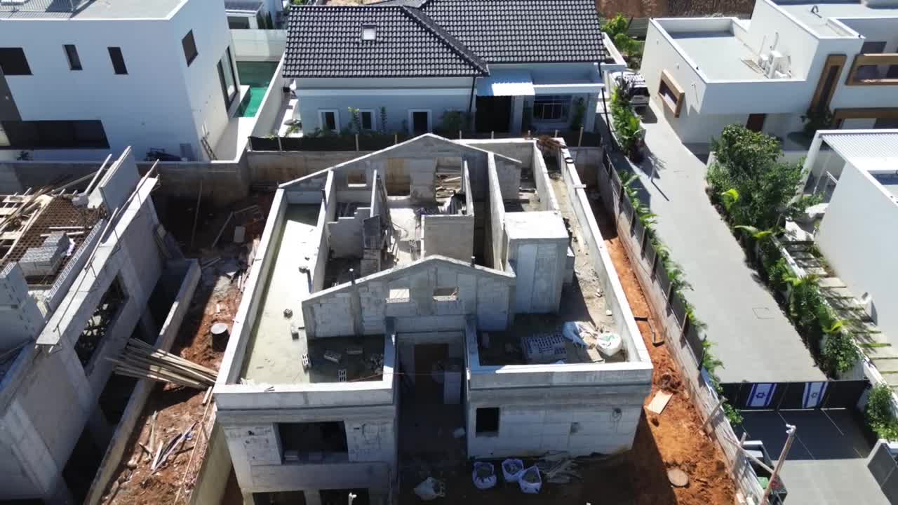 סיום בניית שלד