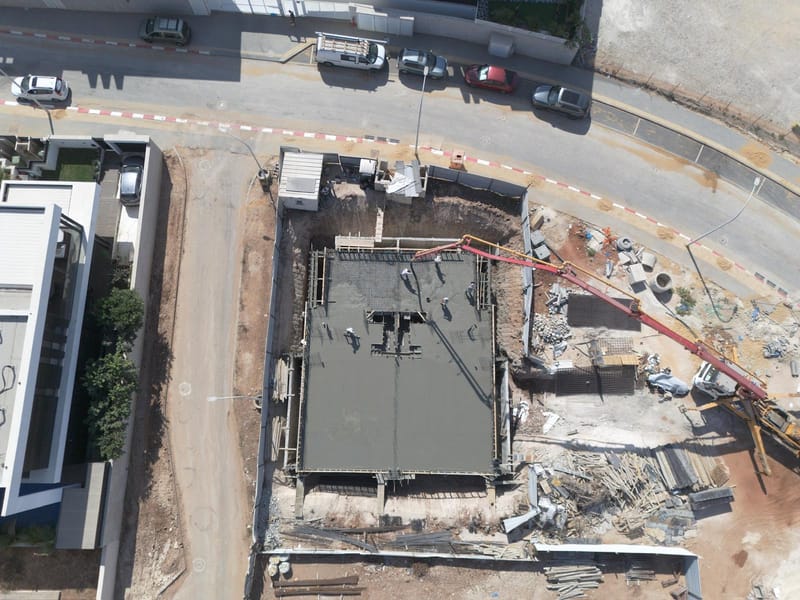 09/2024- שלב יציקת רצפת הקרקע 