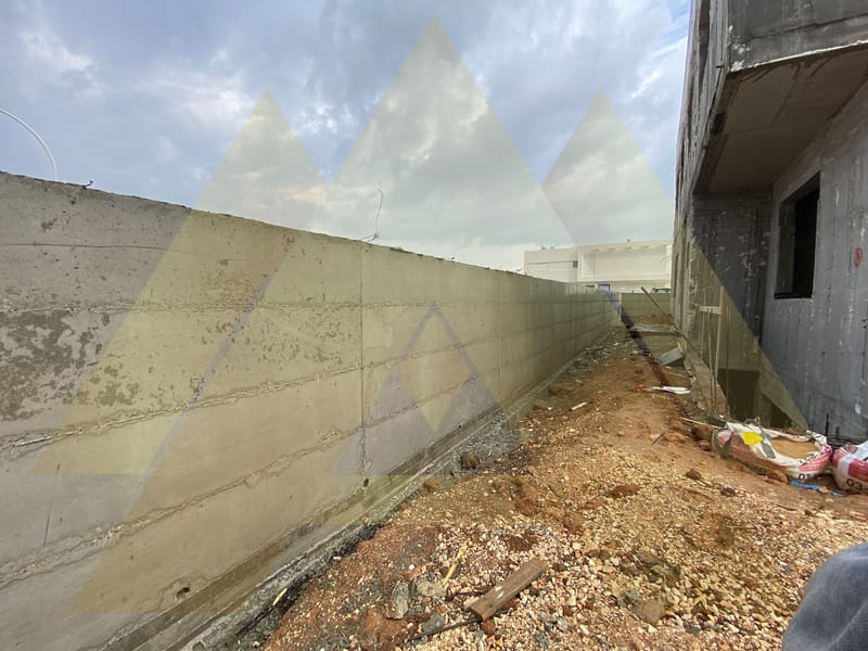 12/2024- יציקת חומות