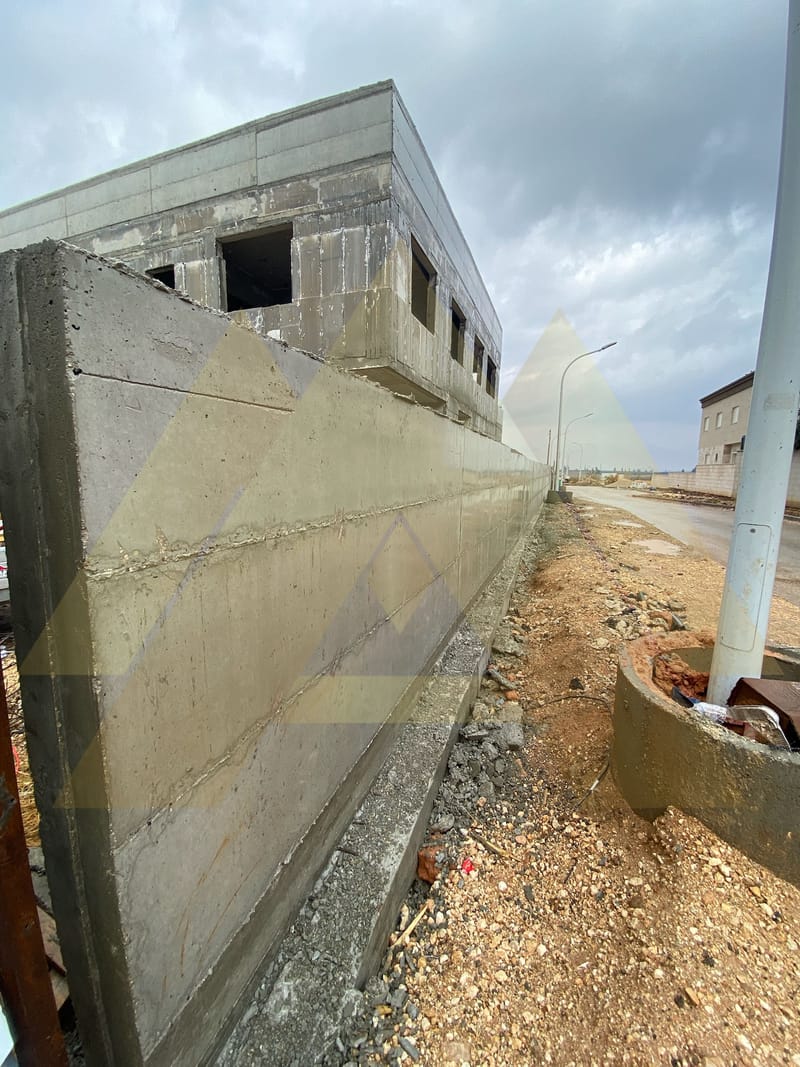 12/2024- יציקת חומות