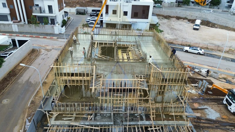 11/24 - יציקת גג