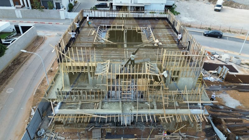 11/24 - יציקת גג