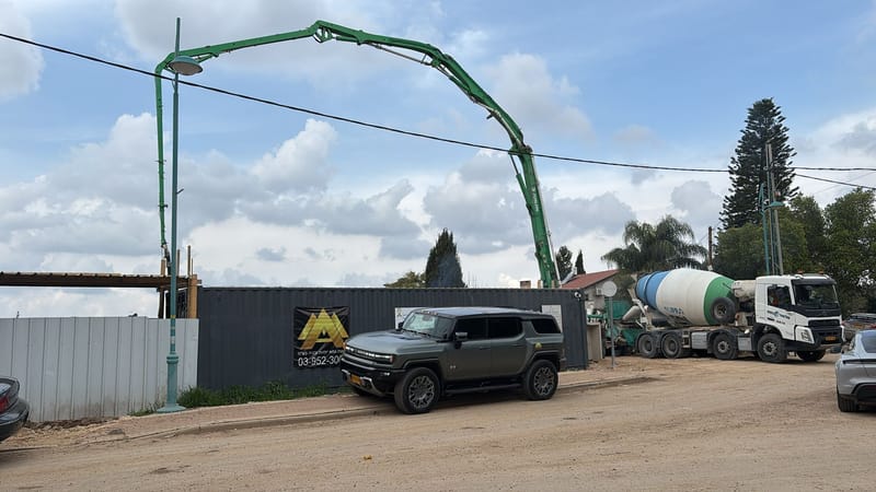 יציקת קומת קרקע 