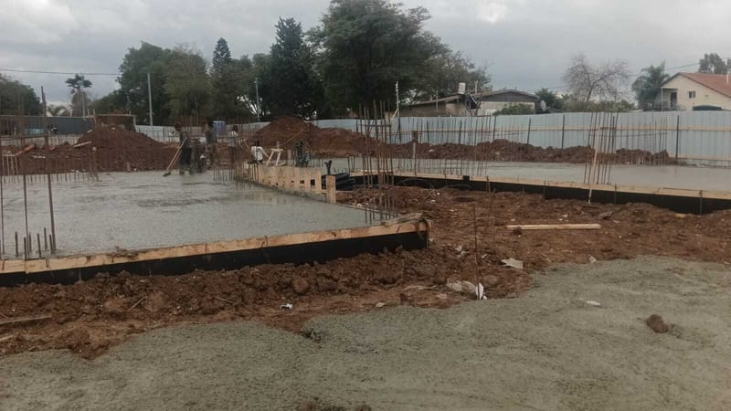 יציקת קומת קרקע 