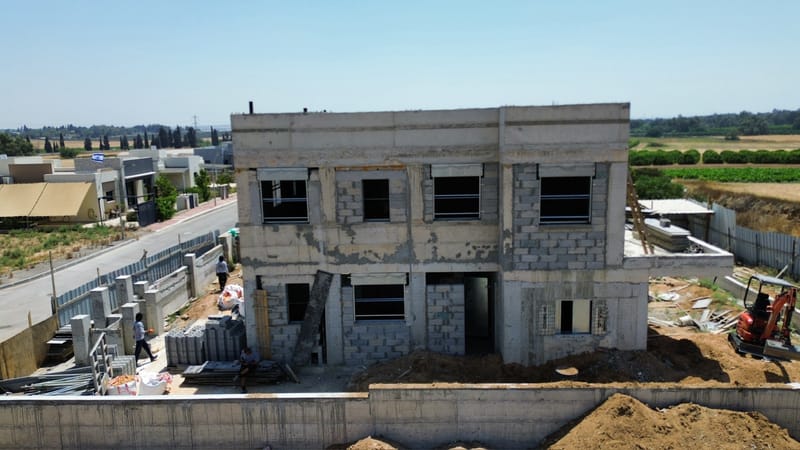 מעטפת קומת קרקע 