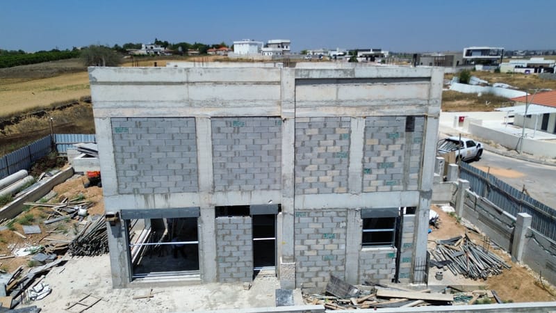 סיום בניית שלד ומעטפת