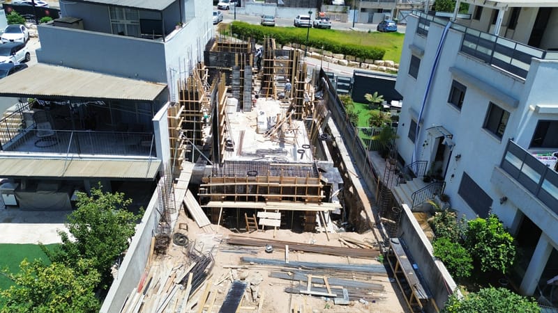 מעטפת קומה א'