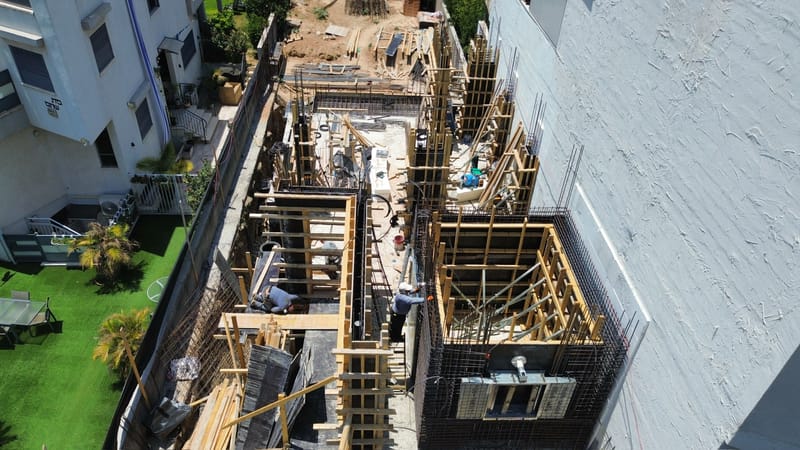 מעטפת קומה א'