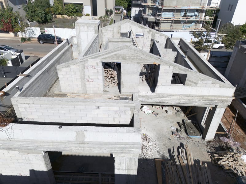 סיום בניית שלד