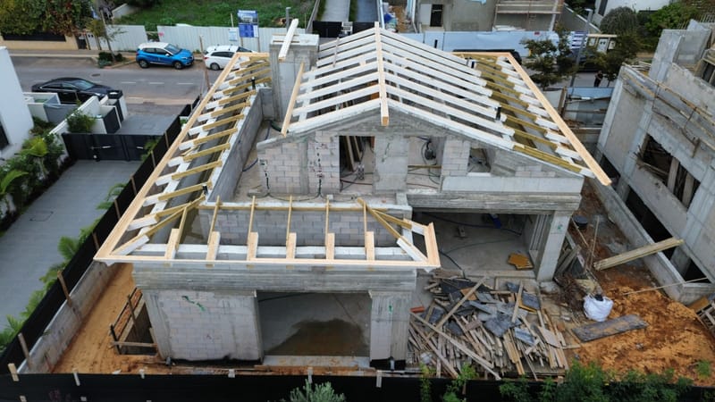 סיום בניית שלד