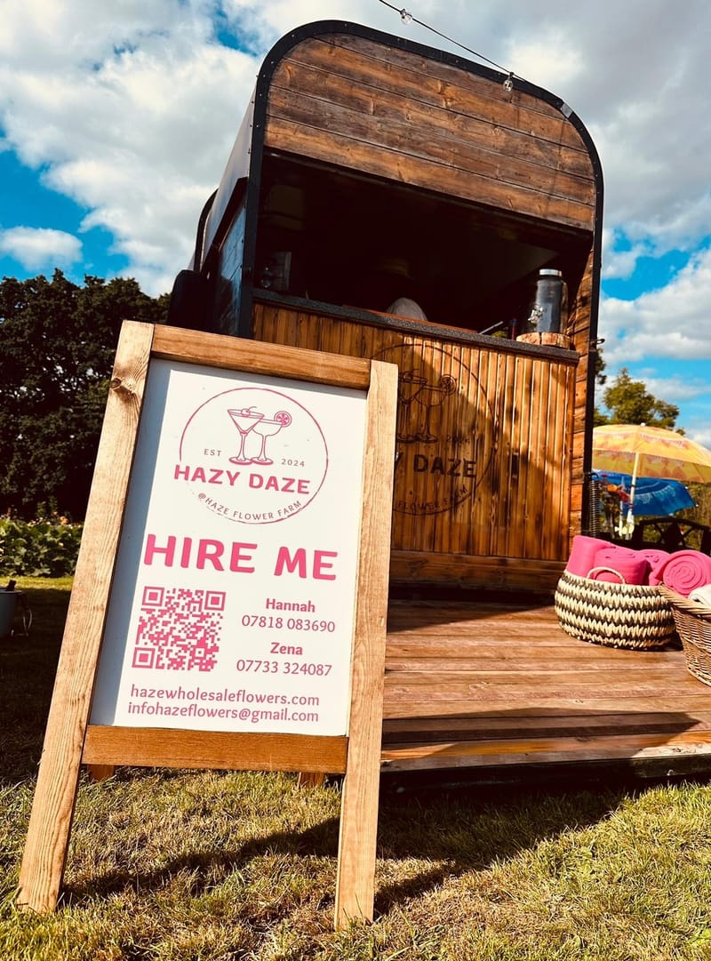 Hazy Daze Horsebox Bar Hire