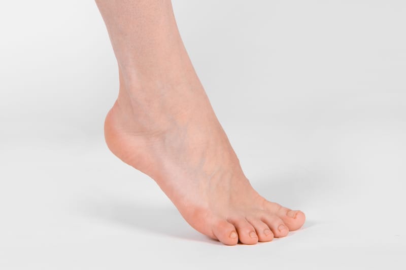 Peppermint foot pamper and massage    30 min