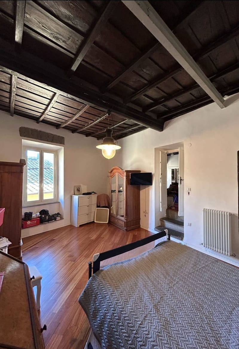 New renovated apt in the Historic city center (Viterbo)